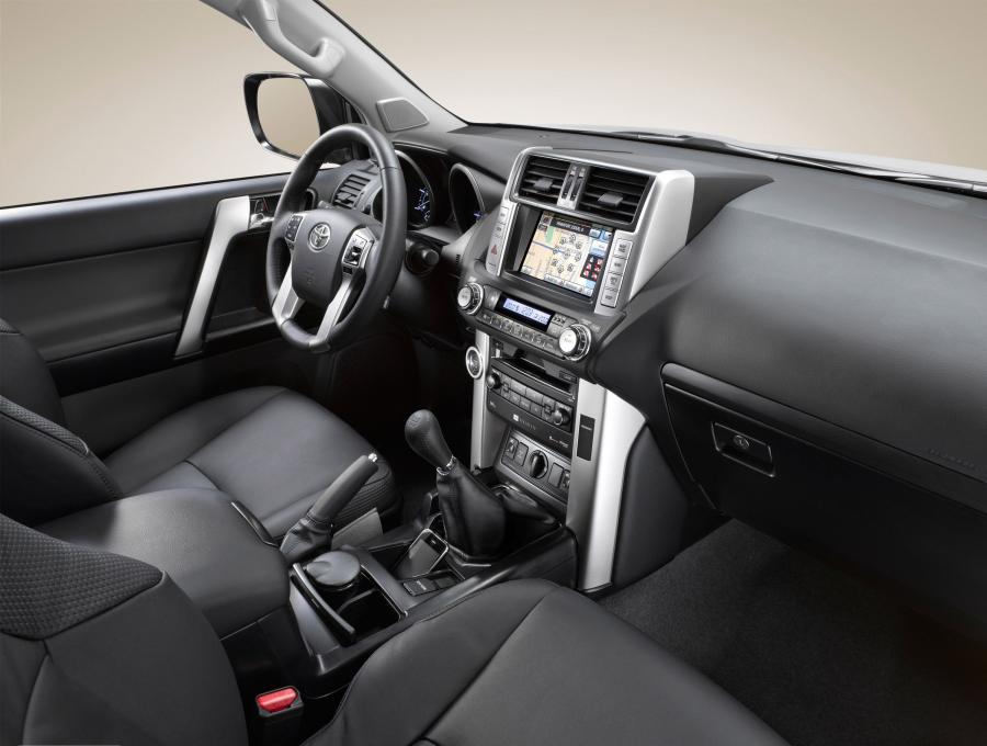  Toyota Land Cruiser Prado 150 5-Door 2009 года  (фото 23 из 41)